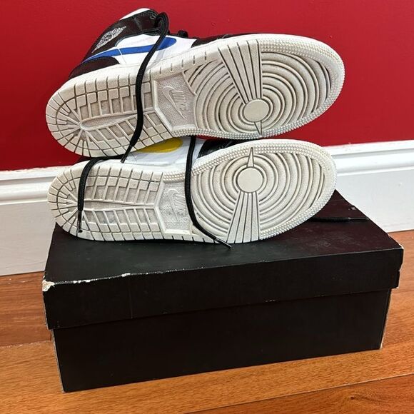 Nike Air Jordan 1 Mid Retro Basketball Multi Color Swoosh 554725-052 6.5Y/8W - Picture 5 of 9